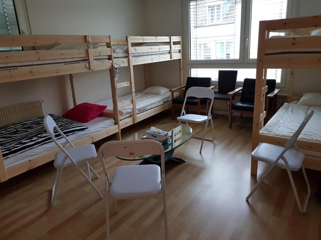 Budget Youth Hostel Oberengstringen Buitenkant foto